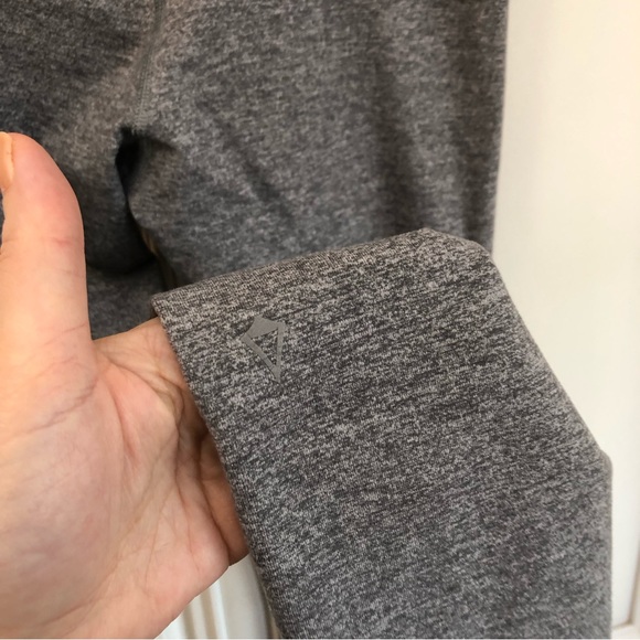 Reversible Ivivva by Lululemon girls leggings 🍋 - Picture 5 of 12